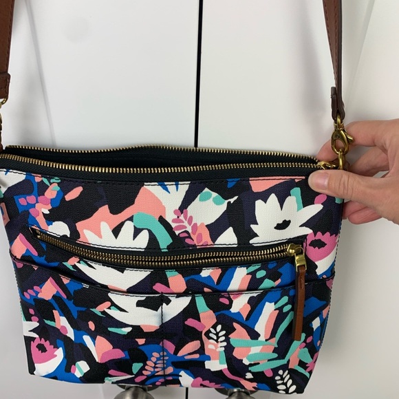 Fossil Fiona Crossbody Purse Black Floral Print Faux Leather Large - Picture 7 of 9